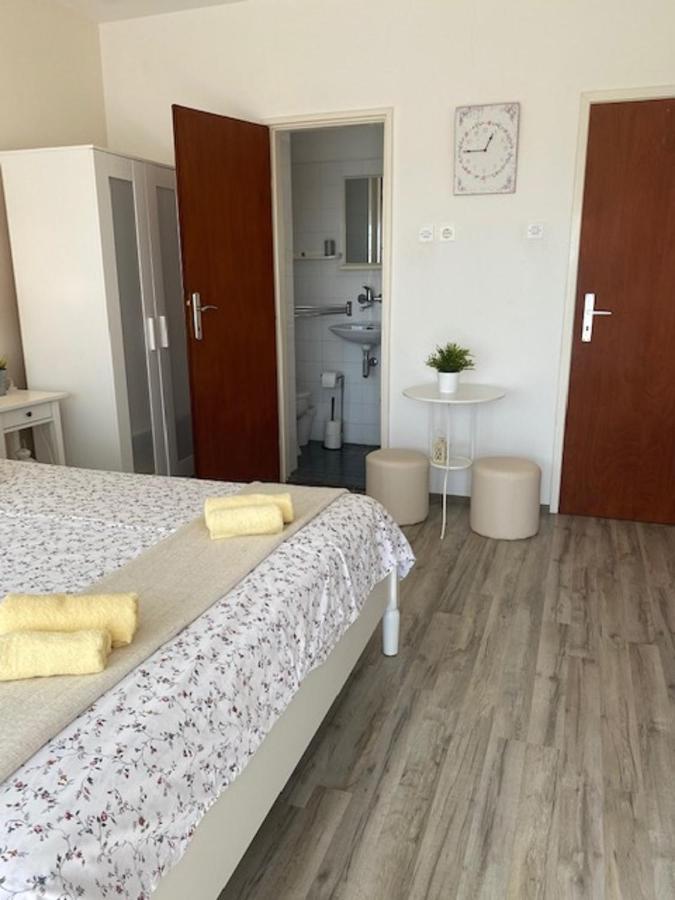 Kosovic Family House Hotel เมดูลิน ภายนอก รูปภาพ